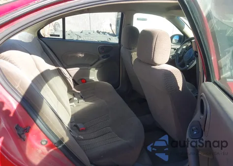 2002 Pontiac Grand Am Se1 z USA, uszkodzony, nr VIN 1G2NF52F72C155248